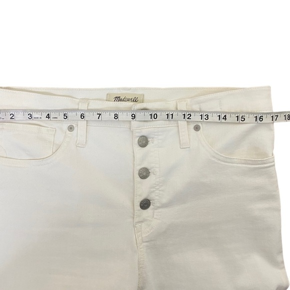 MADEWELL 9" Mid-Rise Skinny in Pure White Distressed Jeans - Picture 12 of 14